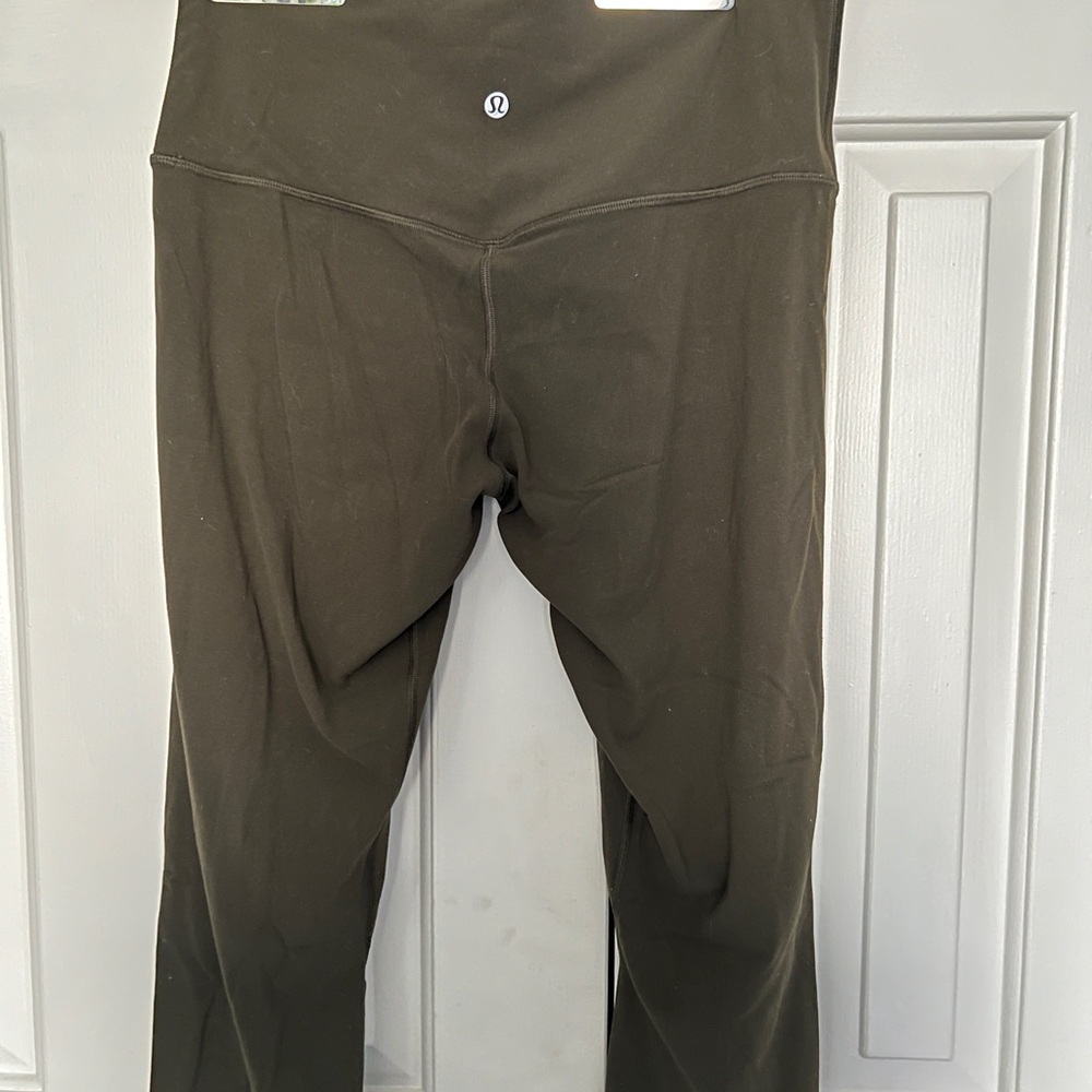 Lululemon Align Crop 21” Legging Moss Green - Picture 3 of 5